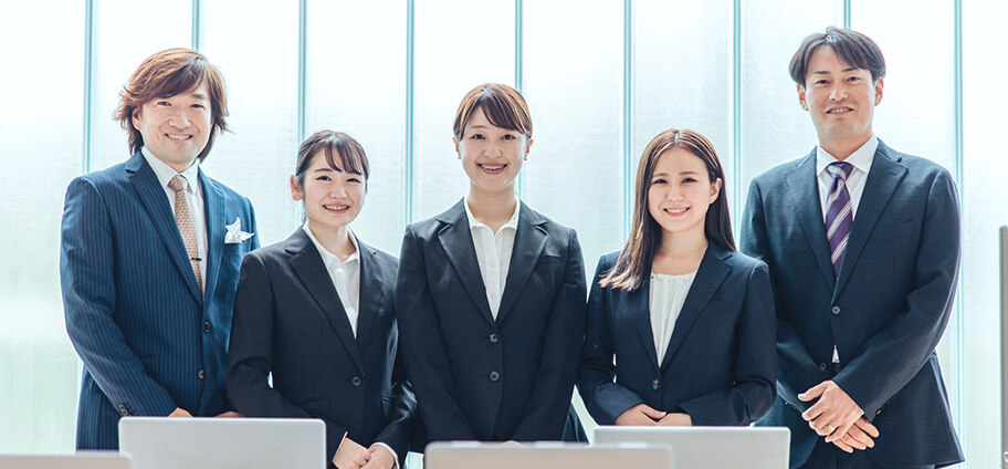 LINKERSでは安定の供給力で外国人雇用の導入をサポート